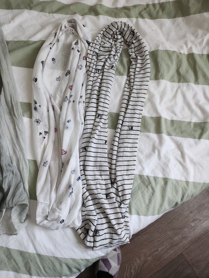 Lot de 5 foulards - photo numéro 2