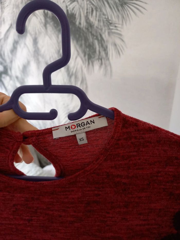 Pull rouge avec dentelles - photo numéro 4