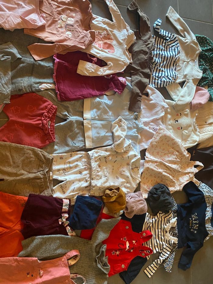 18 mois bébé fille gros lot - photo numéro 3