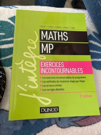 Maths MP - Dunod - Exercices incontournables