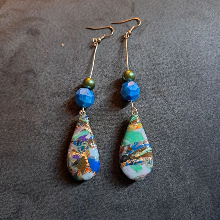 Boucles d'oreilles pendante multicolore - photo numéro 8