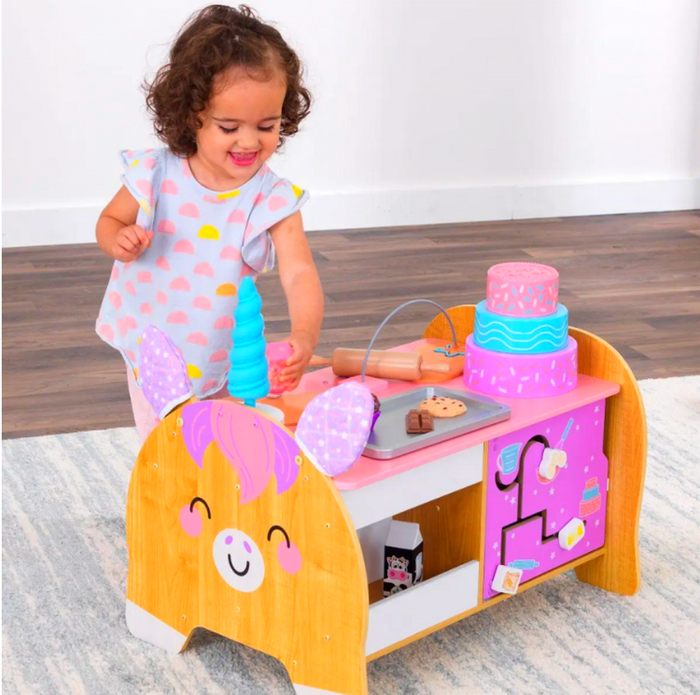 Cuisine Kidkraft Kitchenette licorne en bois, cuisine en bois, 21 accessoires inclus Neuve dans son - photo numéro 2