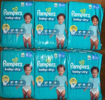 6 paquets de couches Pampers taille 5