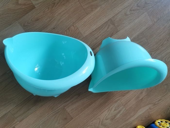 Lot neuf de 2 saladiers en plastique