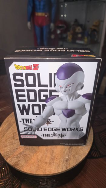 Figurine freezer bandai