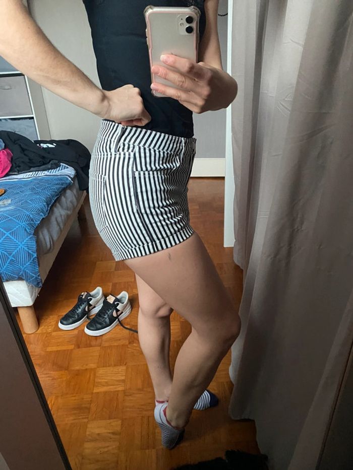 Short rayer H&M - photo numéro 2
