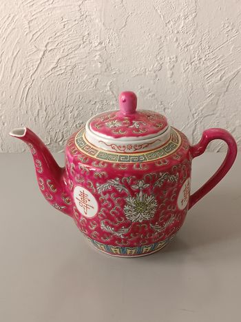 Théière porcelaine Made in China 