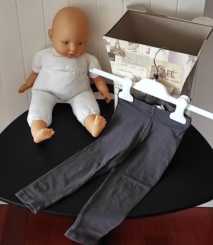 Legging fille 3 ans – Gris anthracite – Très bon état