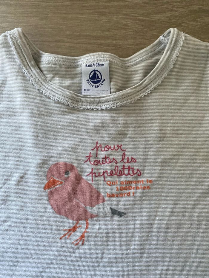 Teeshirt taille 5ans - photo numéro 2