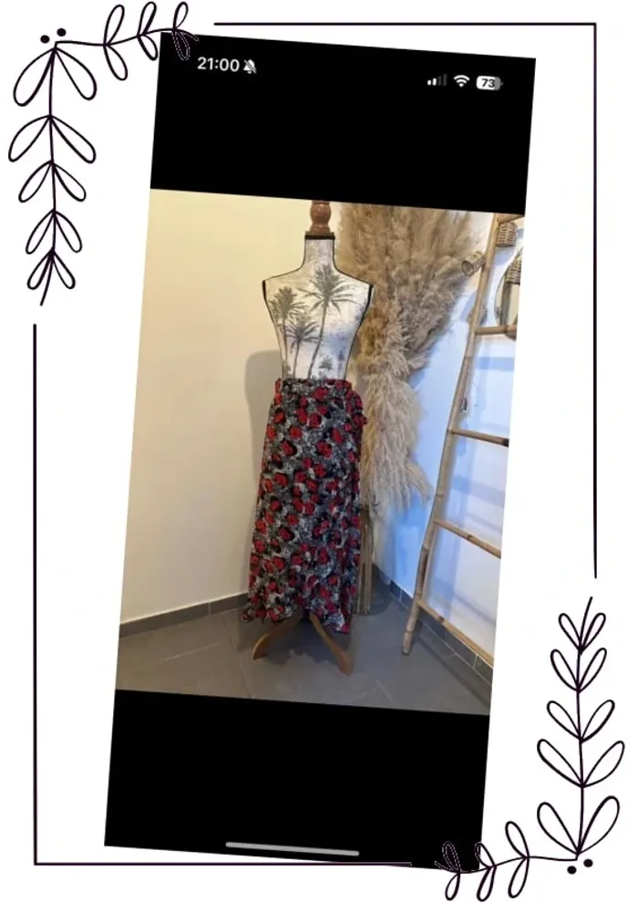 Jupe longue portefeuille GOA rouge floral T L neuve