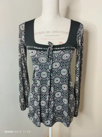 Jolie blouse taille 1