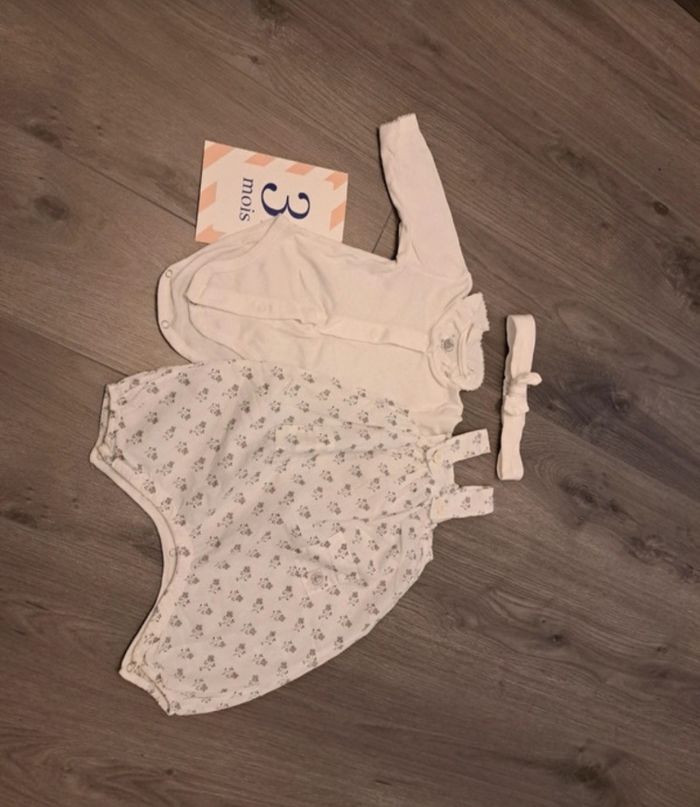 Ensemble 3 mois fille été petit bateau comme neuf - photo numéro 2