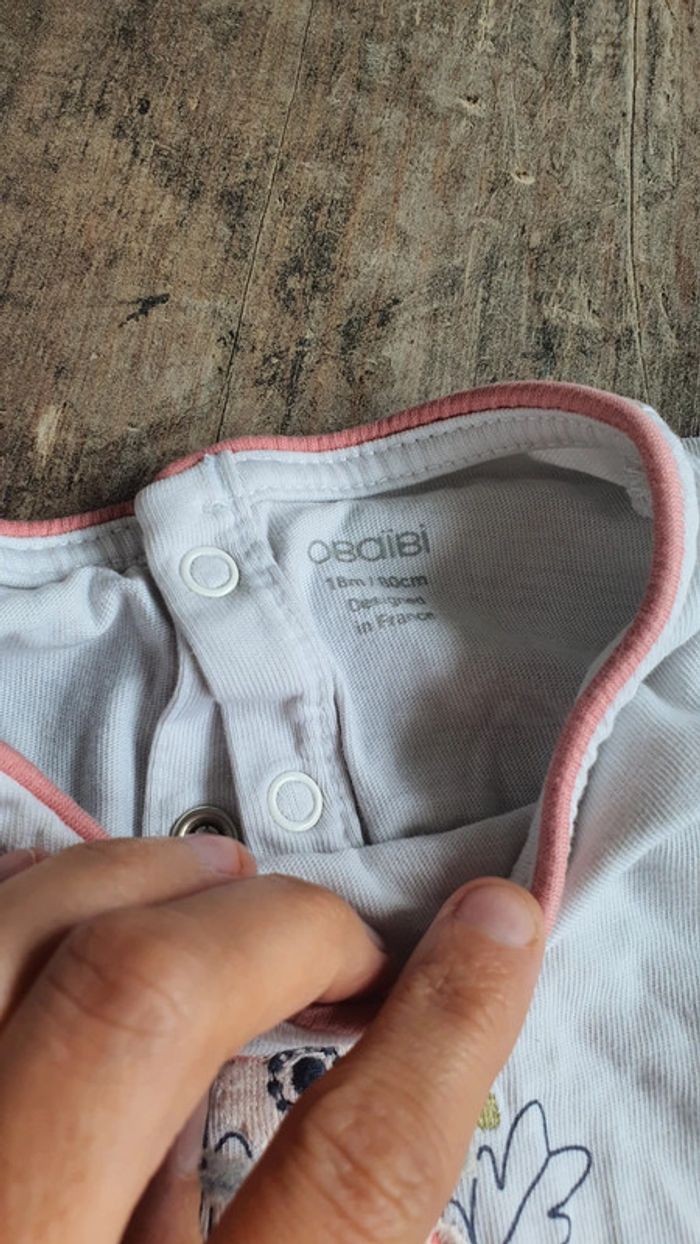T-shirt Obaïbi 18 mois en très bon état - photo numéro 3