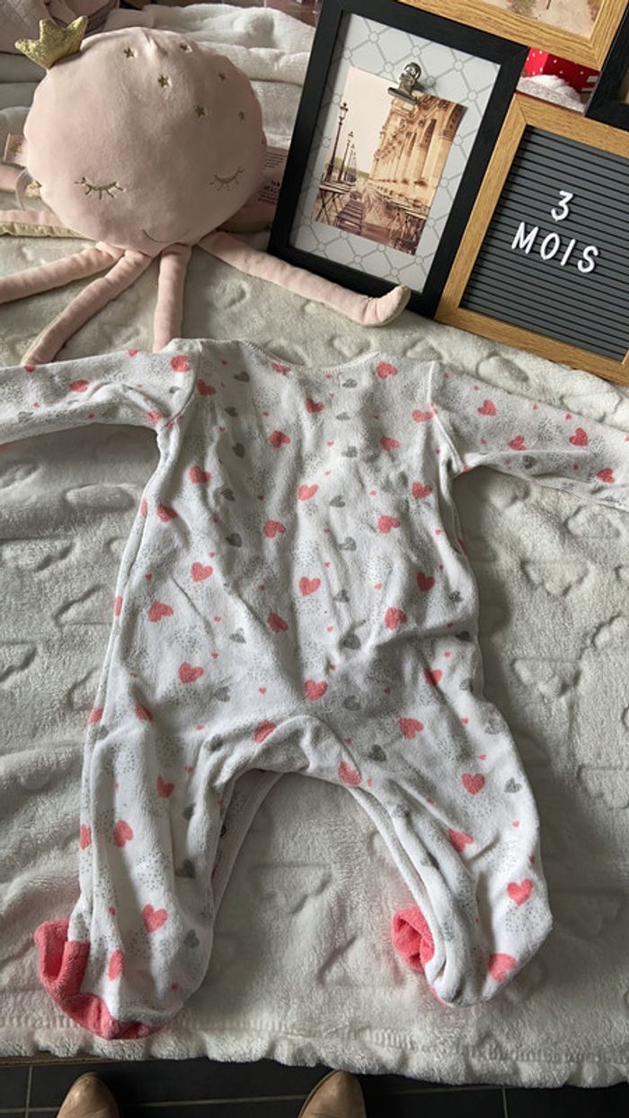 Pyjama 3 mois - photo numéro 2