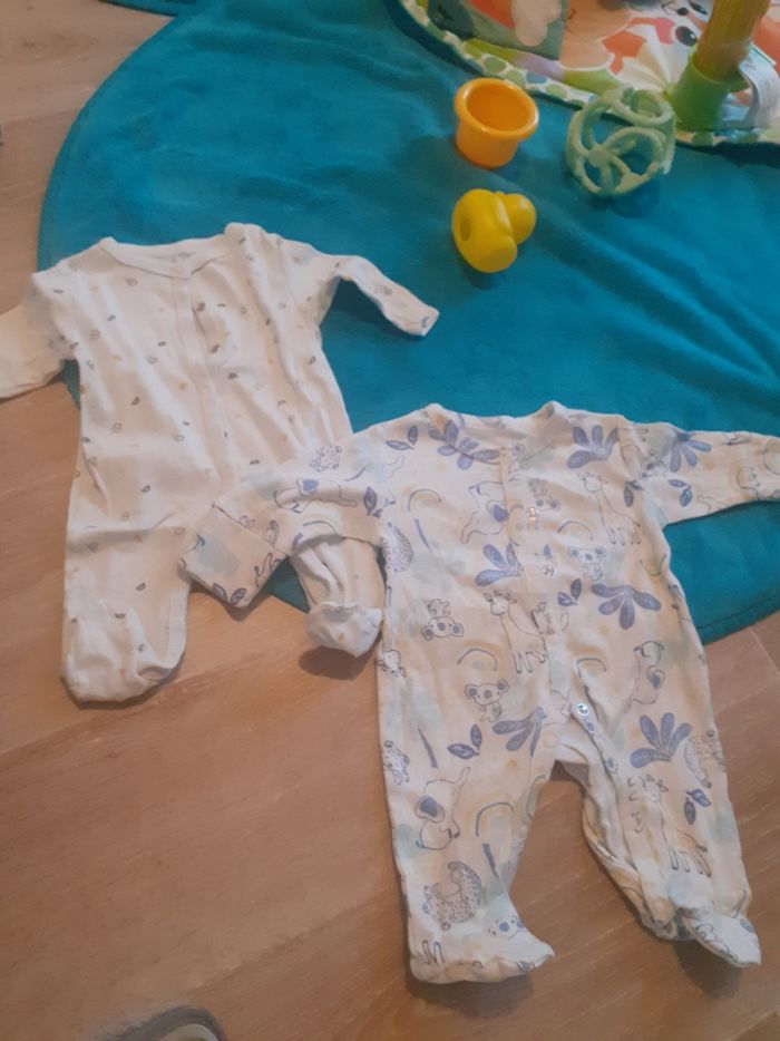 Lots de pyjamas garçon 0/1 mois - photo numéro 7