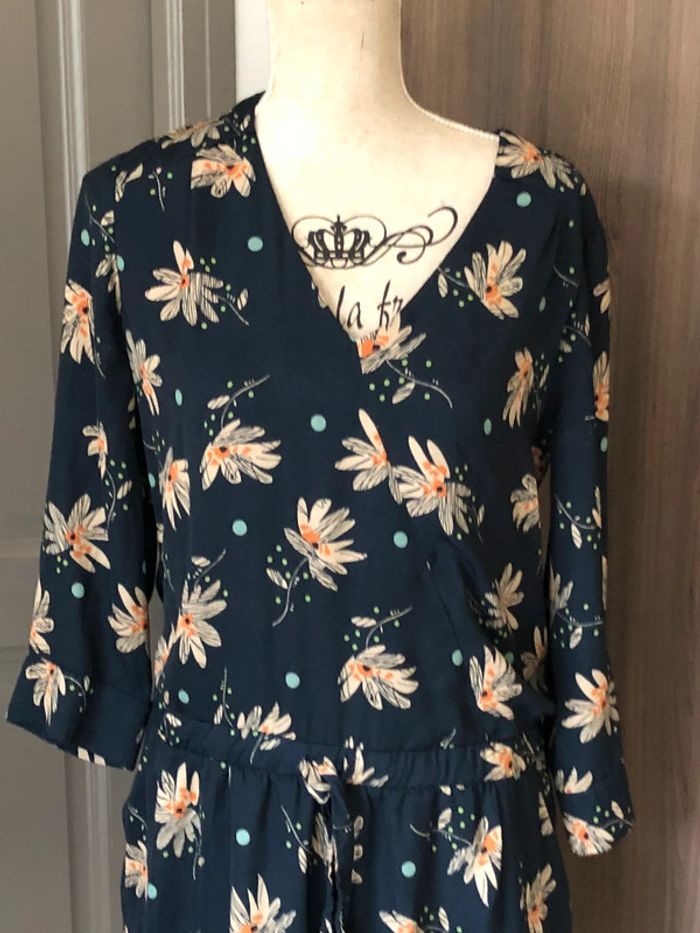Robe été chic taille 42 marine beige impeccable - photo numéro 2