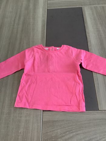 T-shirt manche longue taille 6 mois