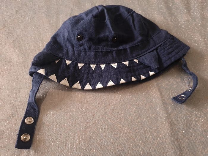 Chapeau dinosaure orchestra 44 cm