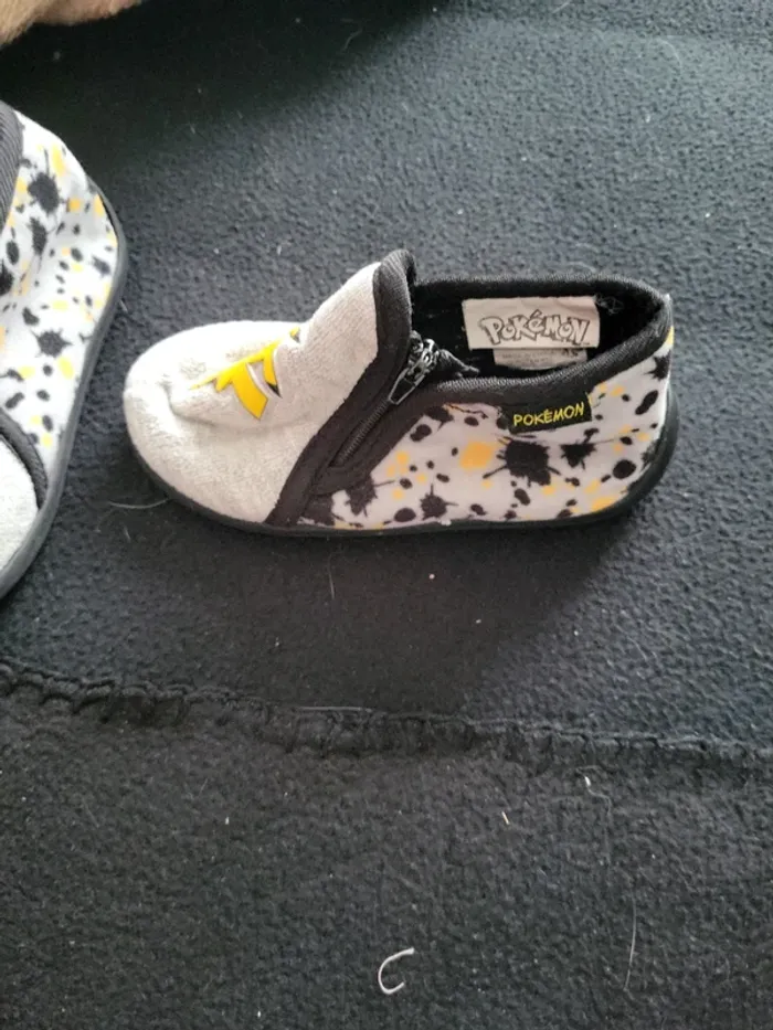 Chaussons Pokemon taille 24 - photo numéro 5