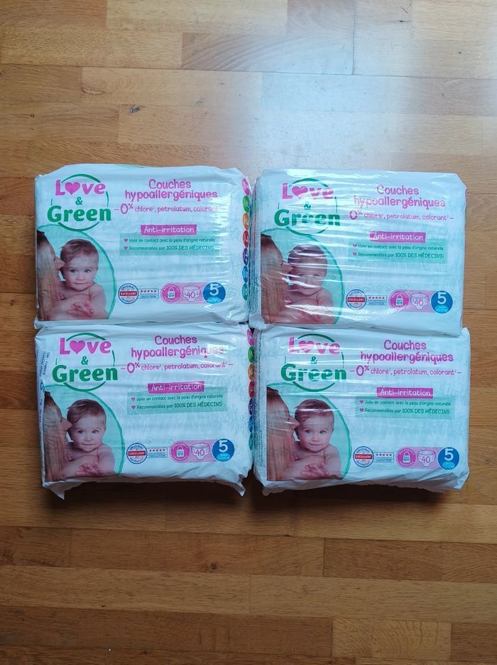 4 paquets de couches Love and green taille 5