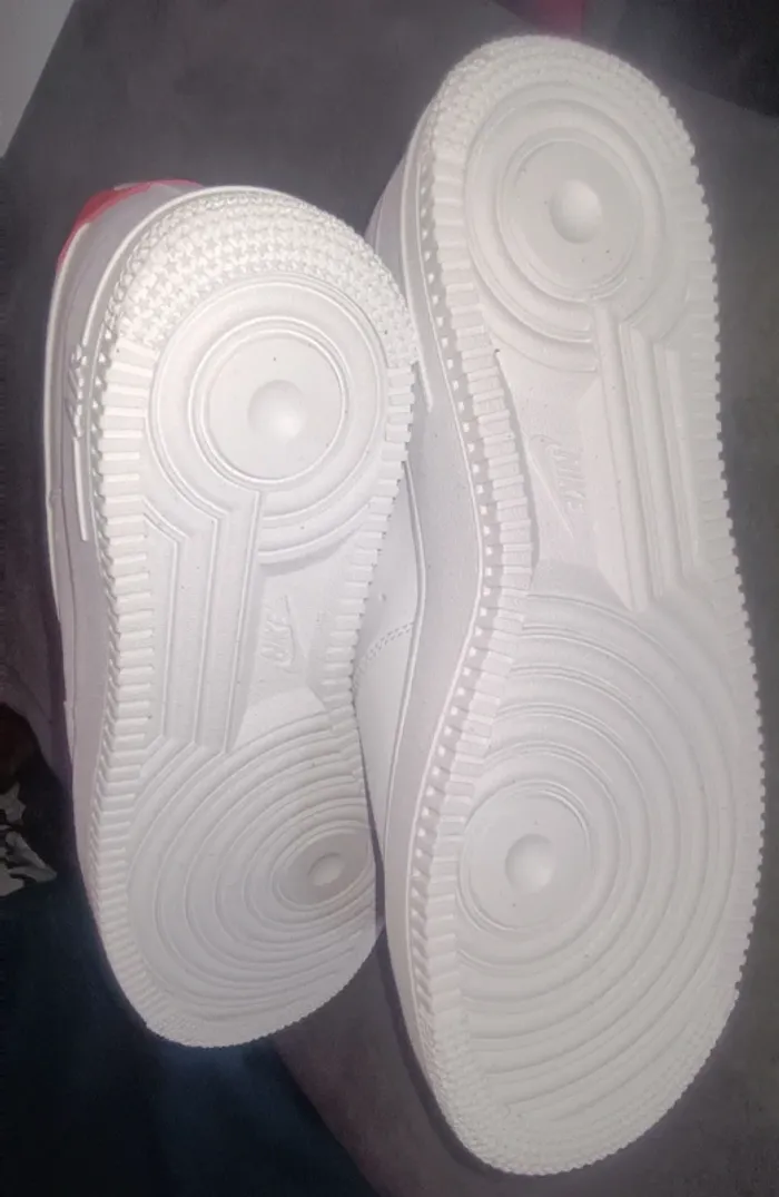 Baskets blanches Nike air force one - photo numéro 11