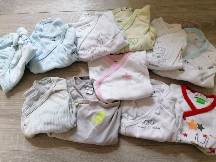 Lot bodies naissance