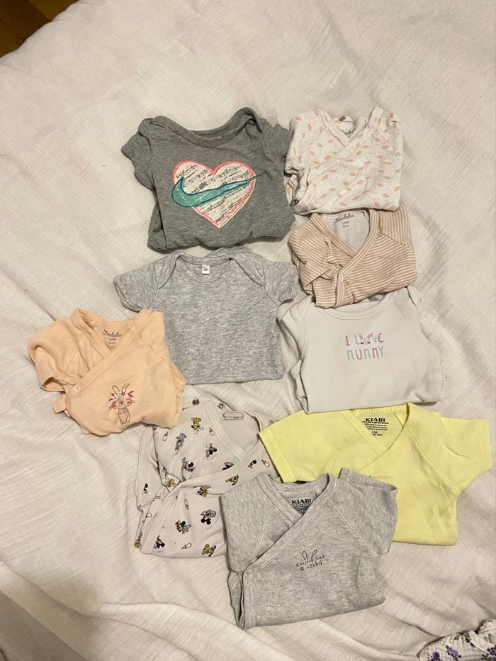 Lots 0-1 mois filles Bodie manche longue et manche courte