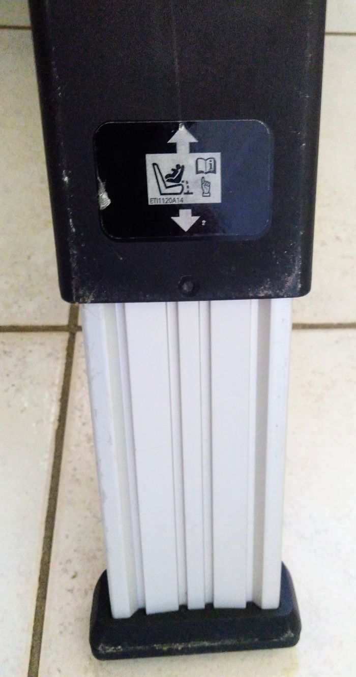 Cosi Bébé confort et sa base isofix - photo numéro 5