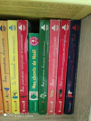 Collection de 8 livres Mes premières comptines et chansons françaises et anglaises
