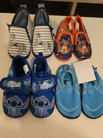 💙🤩🥰 lot chaussons pointure 22/23 et 25 garçon 🥰🤩💙