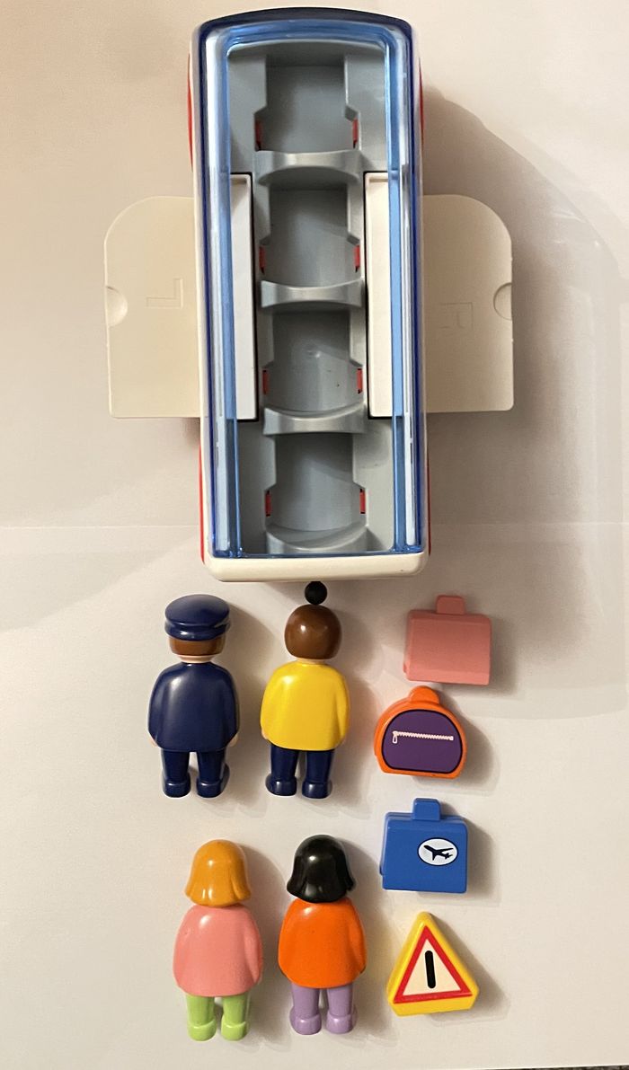 Autocar de voyage Bus Junior Playmobil 6773 - photo numéro 7