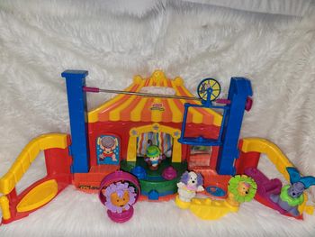 Cirque little people