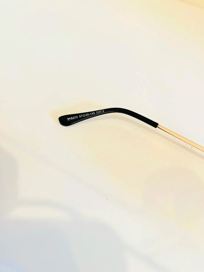 Lunette de soleil femme métallique dorée et noire verres dégradés uvprotection catégorie 2 - photo numéro 8