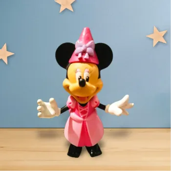 Magnifique Minnie avec chapeau et robe