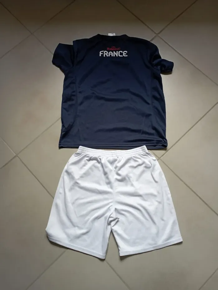Ensemble T-Shirt + short foot bleu/blanc 12-14 ans - photo numéro 2