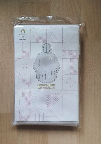 Coupe-vent, Poncho, K-way JO PARIS 2024, Neuf