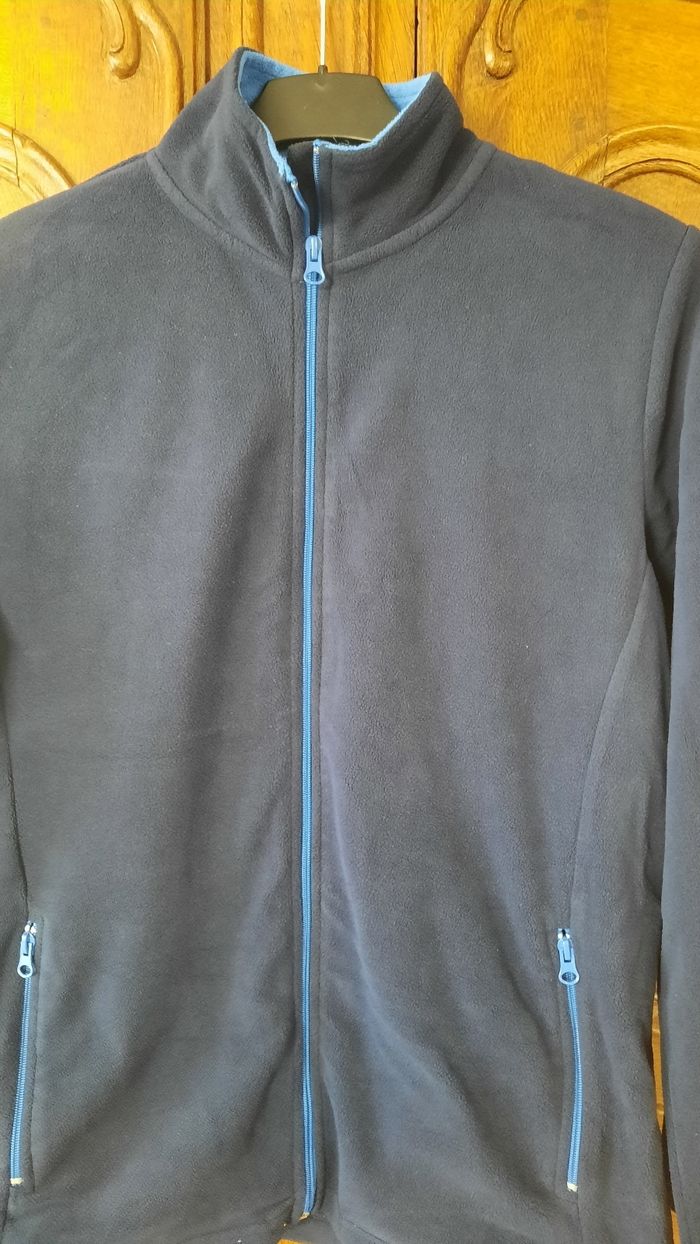 Gilet polaire taille S - photo numéro 7