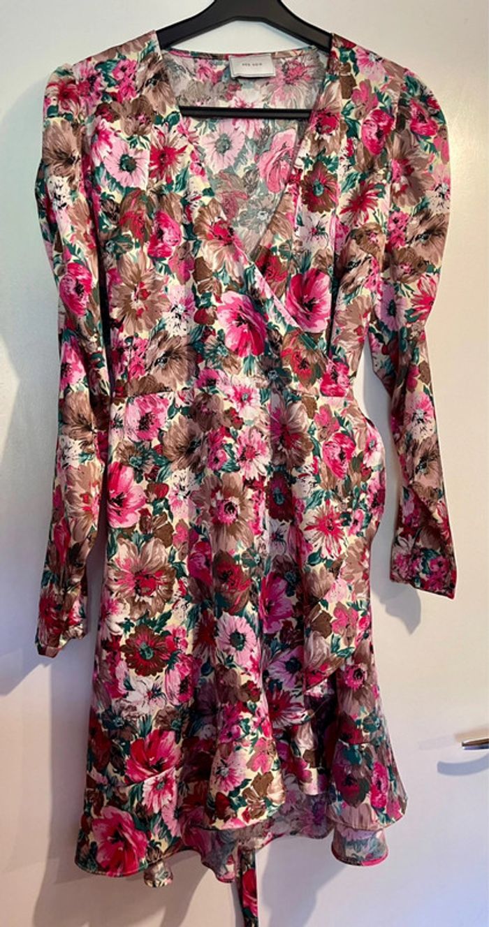 Robe Neo noir