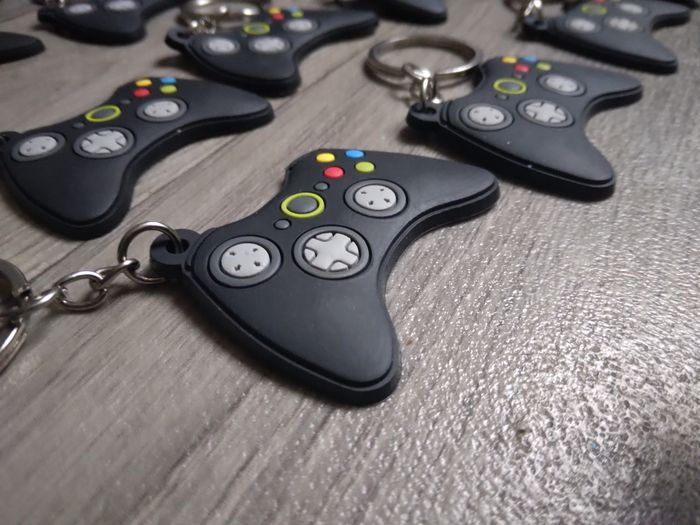 Lot porte clé manette - photo numéro 7