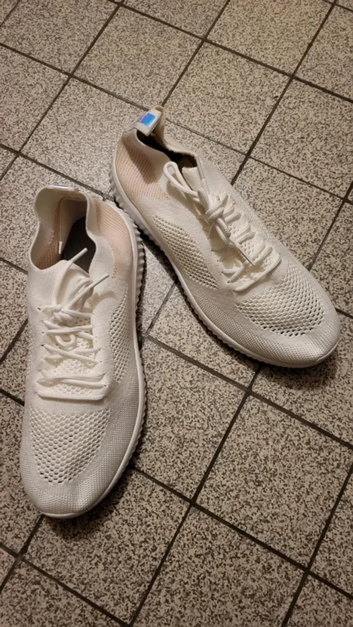 Baskets légères blanches - photo numéro 3