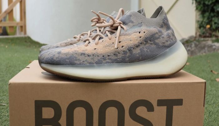 Adidas Yeezy boost 380 mist