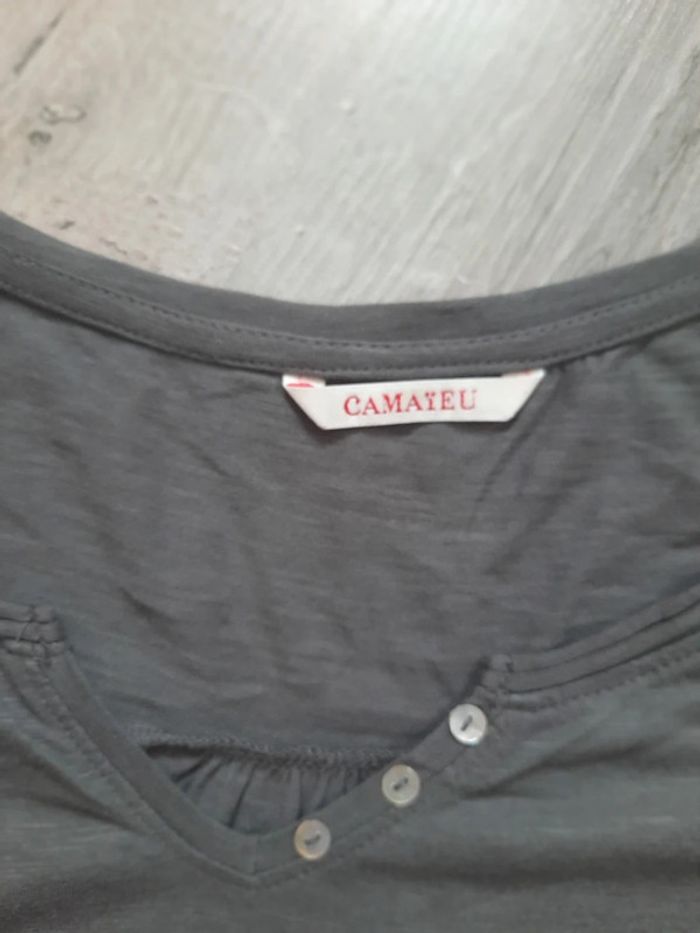 Lot de 2 tee-shirts 'Camaïeu' taille 2 - photo numéro 3