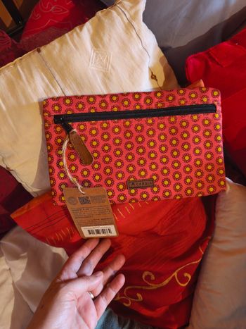 Pochette Cabaia Édition limitée Flower