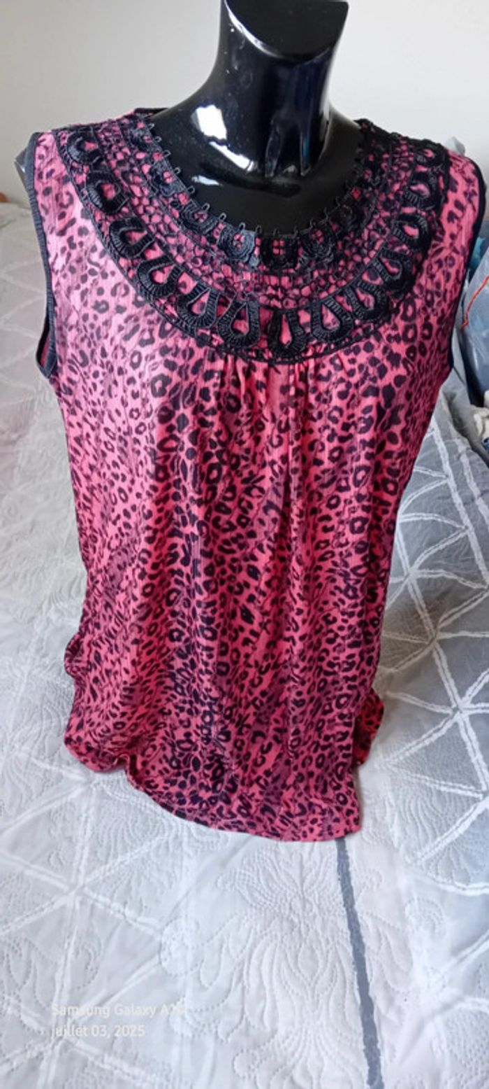 Tunique débardeur longue motif léopard avec broderies fuschia et noir femme XXL - photo numéro 2