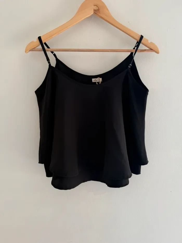 Top Hollister