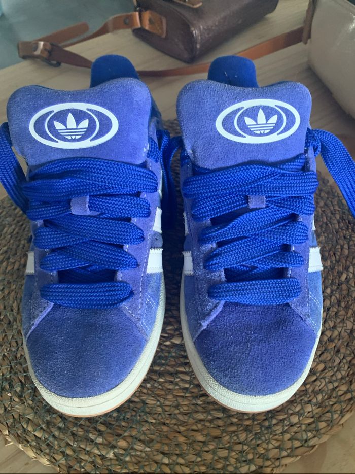 Adidas campus