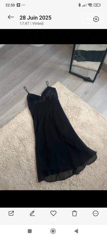 Jolie robe mi longue noire