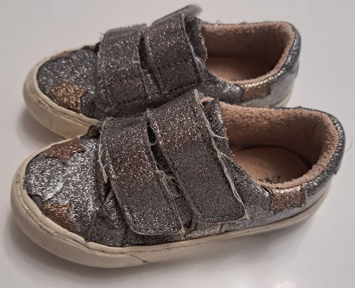 Chaussures pailletées à scratchs fille p.22 ABE - photo numéro 3
