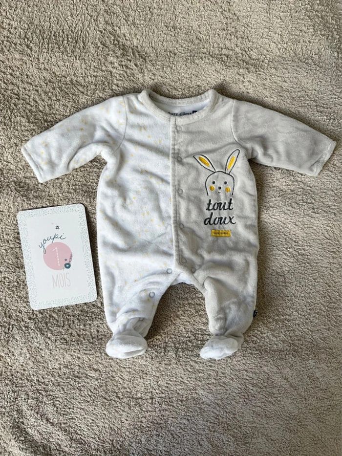 Lot de pyjama, grenouillère, sucre d’orge - photo numéro 2