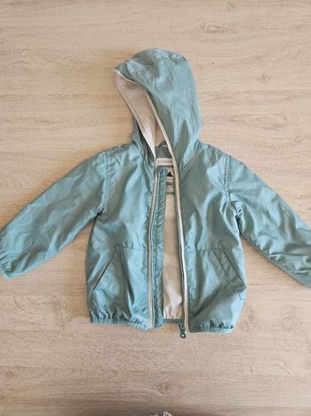Veste à capuche pour l'automne 18 mois